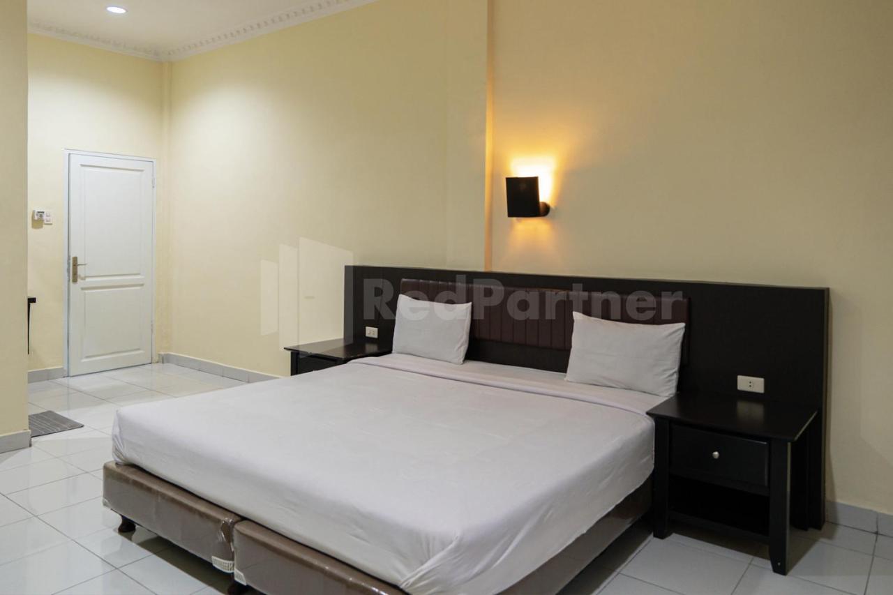 Carolina Transit Hotel Medan Exterior foto