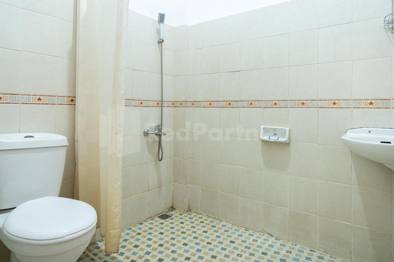Carolina Transit Hotel Medan Exterior foto