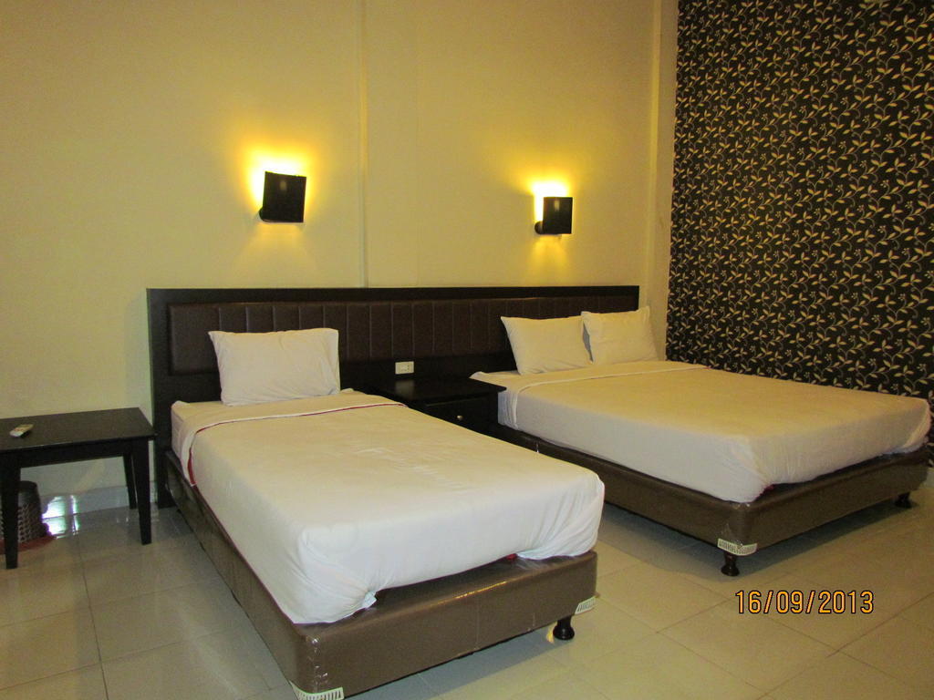 Carolina Transit Hotel Medan Cameră foto